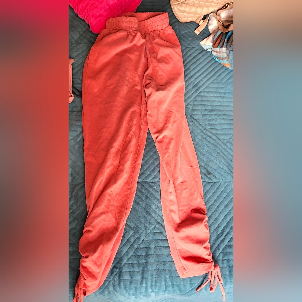 Kittenish Coral Velvet Pants